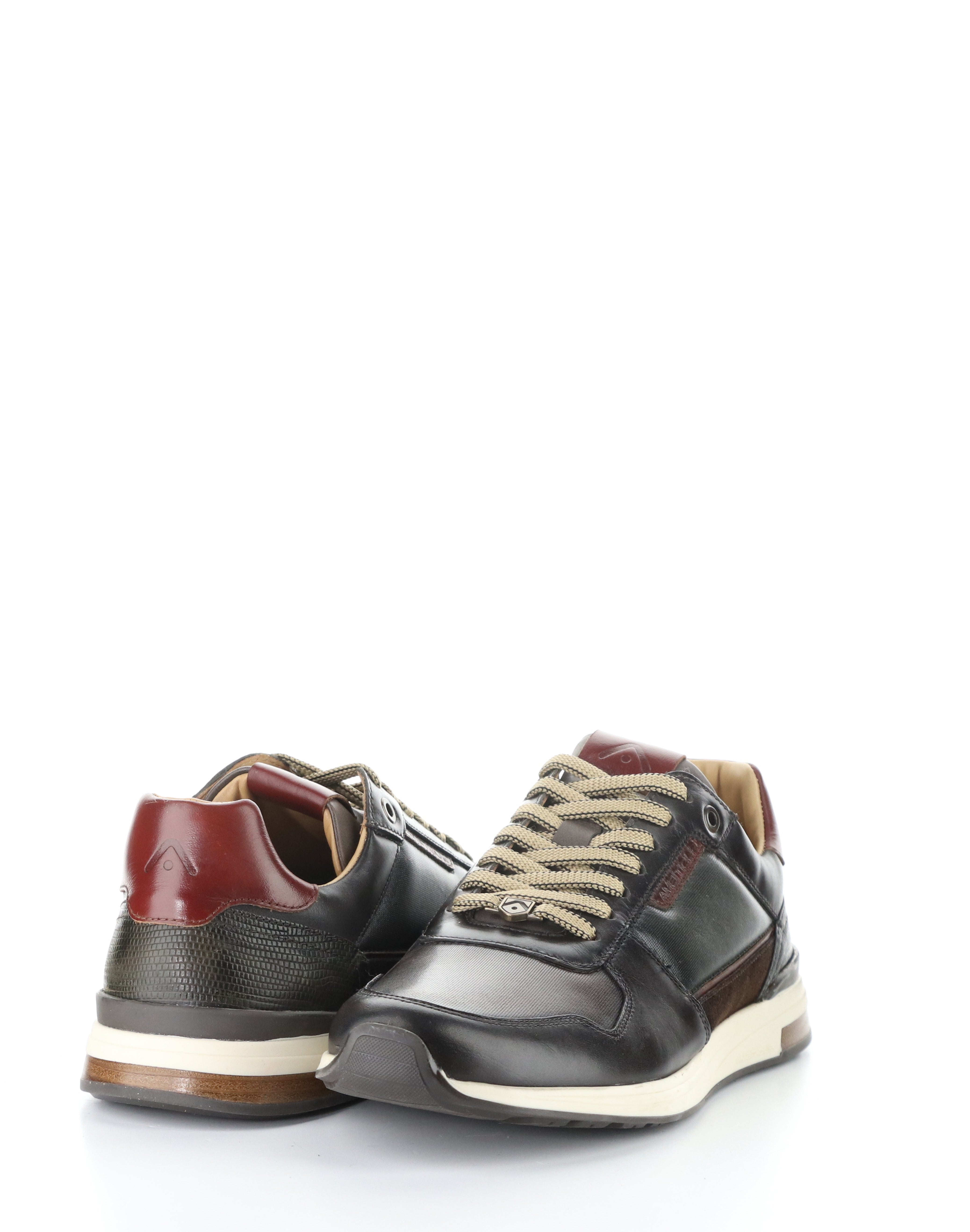 SLOW PREMIUM LEATHER SNEAKER