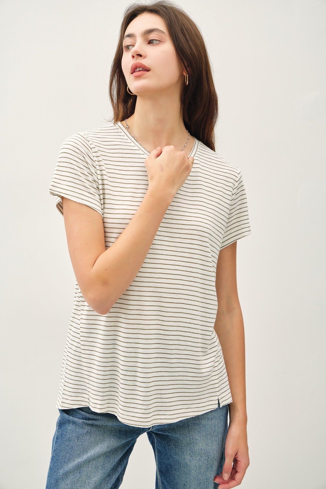 LINEN BLEND FINE STRIPE TEE