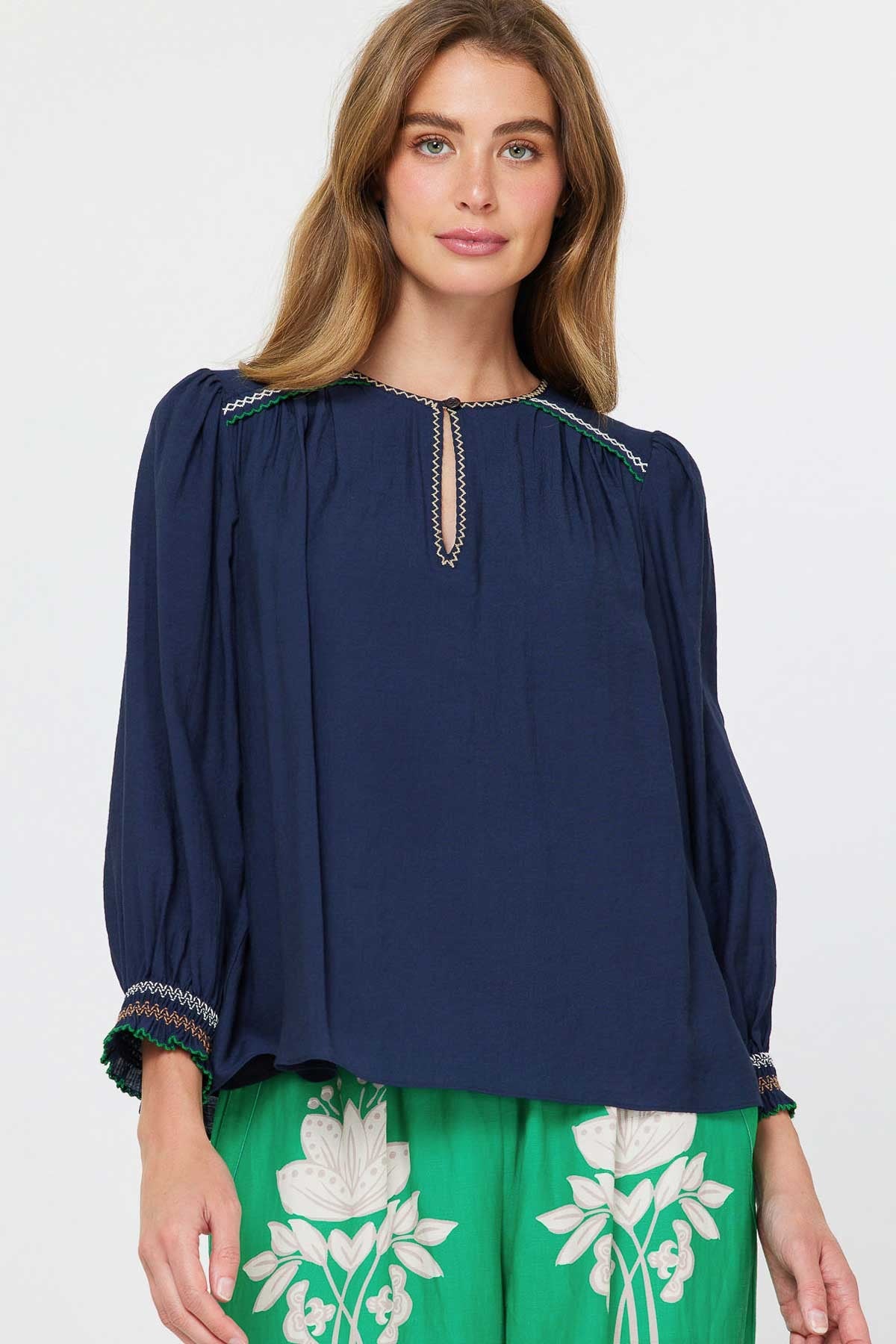 EMBROIDERED KEYHOLE PEASANT BLOUSE