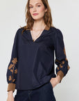 CONTRAST EMBROIDERED V-NECK BLOUSE