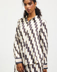 GEO PRINT BUTTON DOWN SHIRT