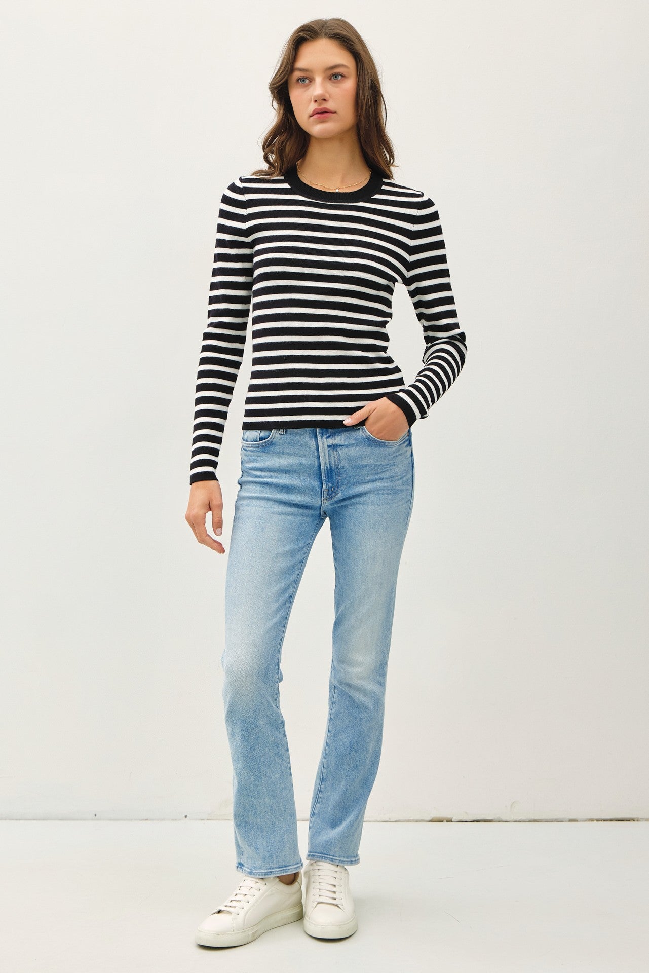 STRIPED LIGHTWEIGHT SWEATER