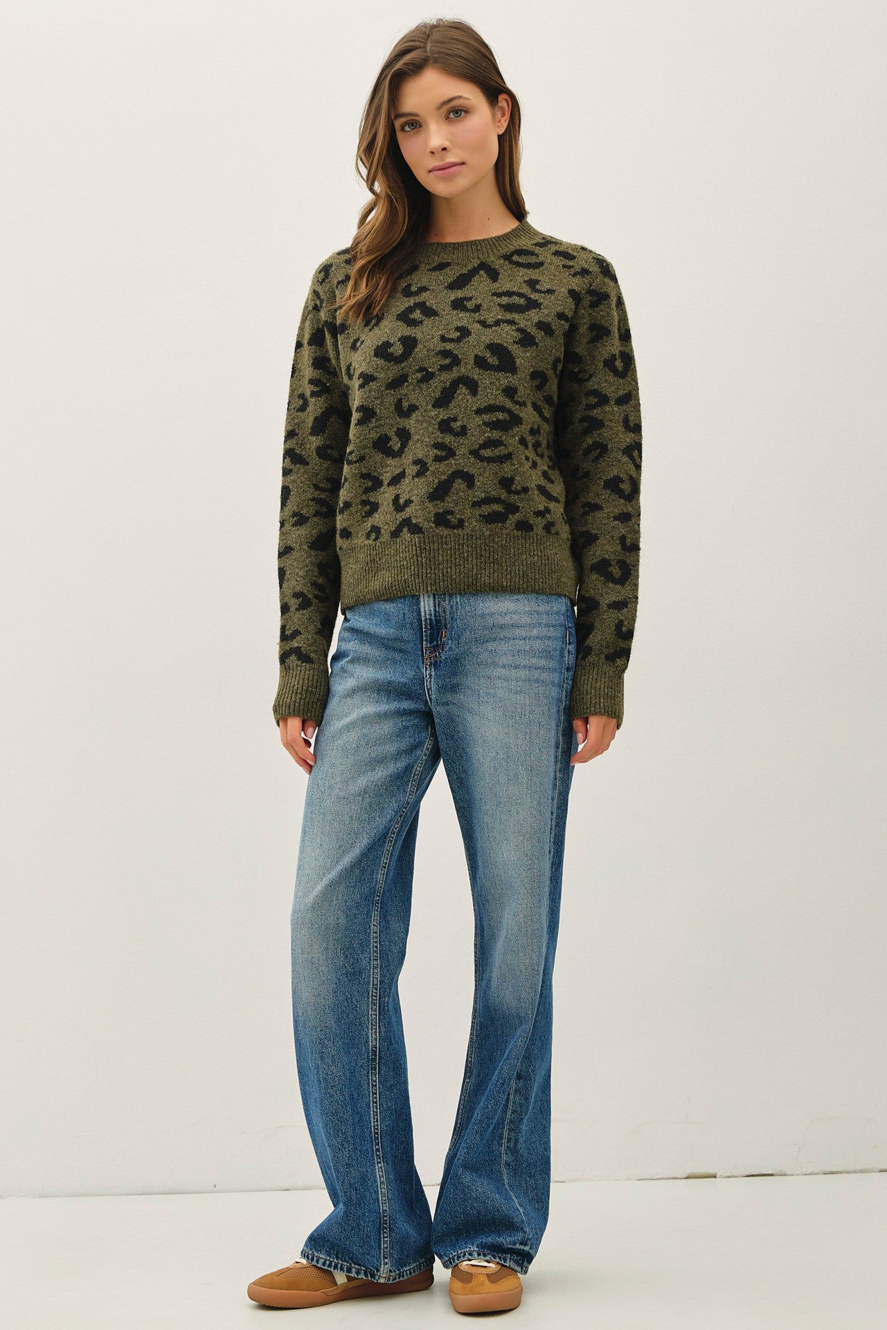 LEOPARD PRINT PULLOVER SWEATER