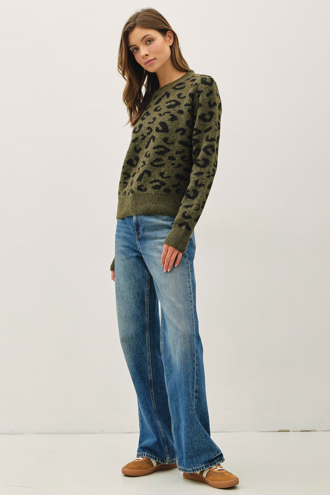 LEOPARD PRINT PULLOVER SWEATER