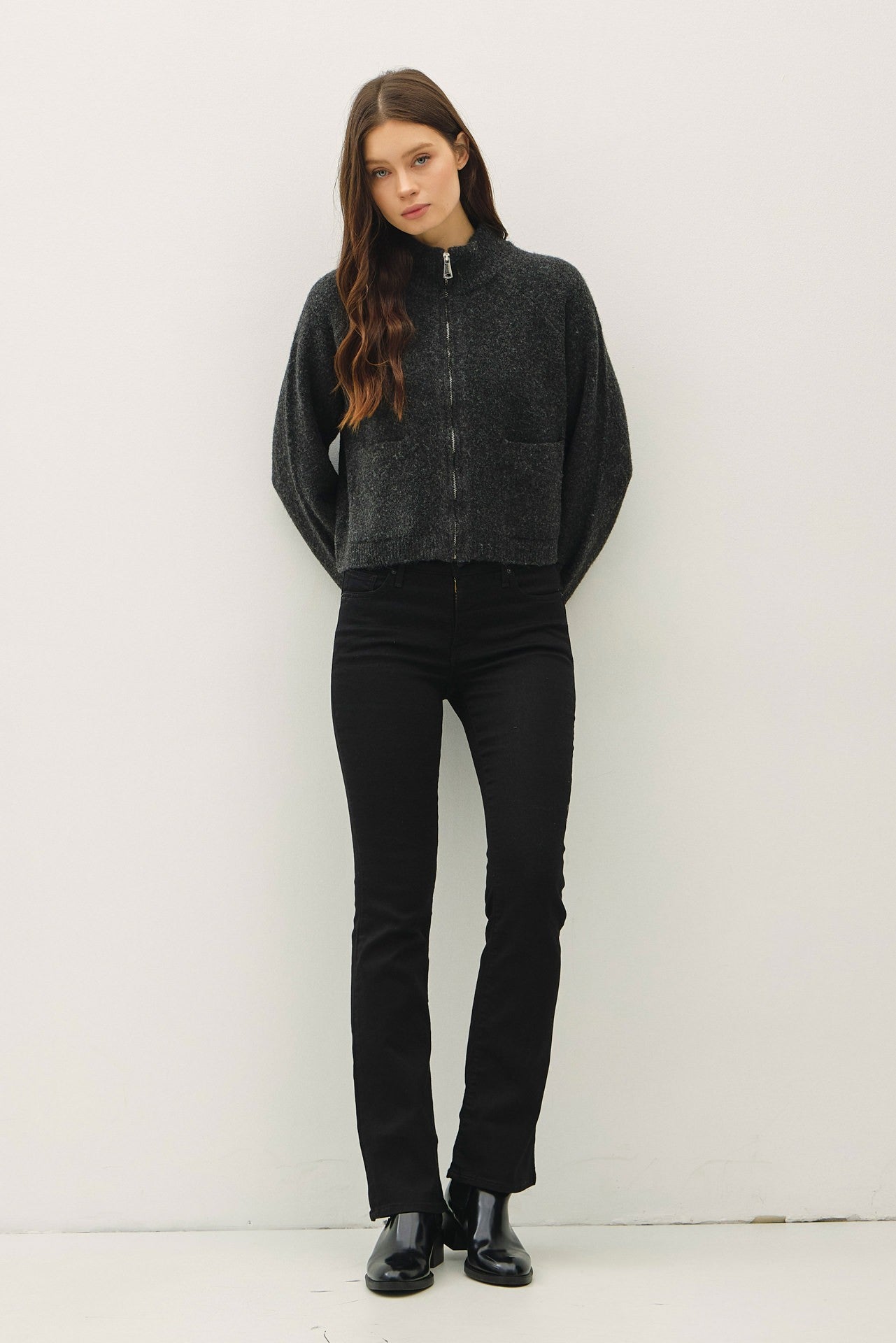 ZIP FRONT CROP CARDI