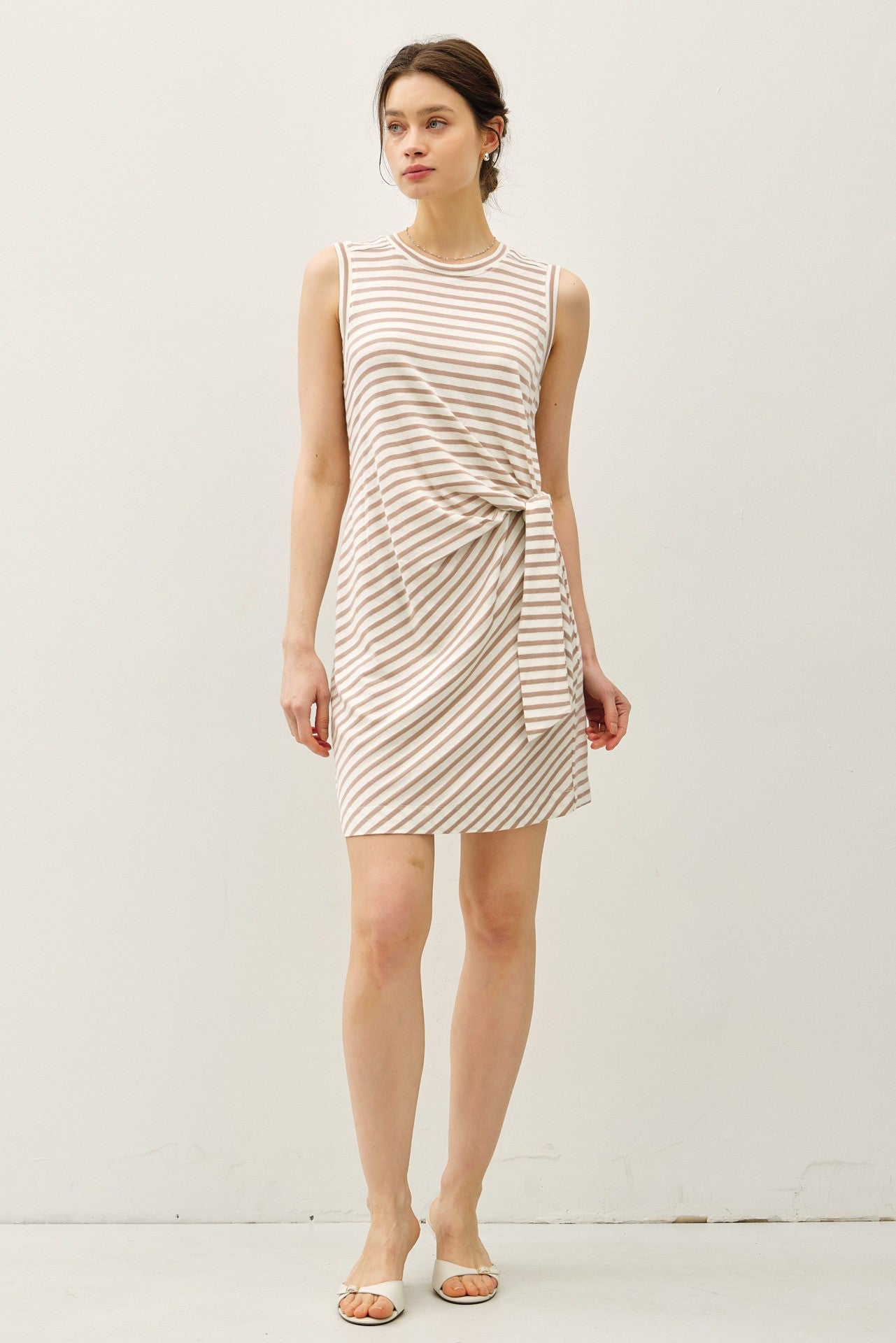 LINEN BLEND STRIPED SIDE TIE DRESS
