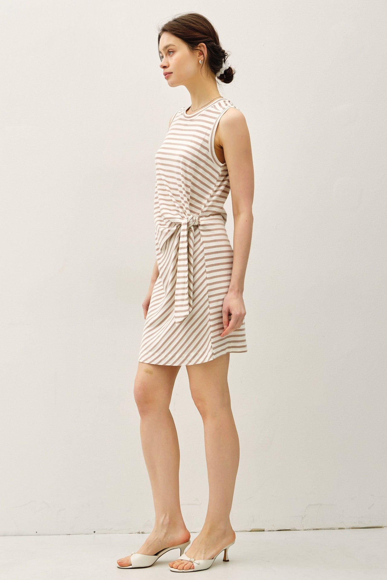 LINEN BLEND STRIPED SIDE TIE DRESS