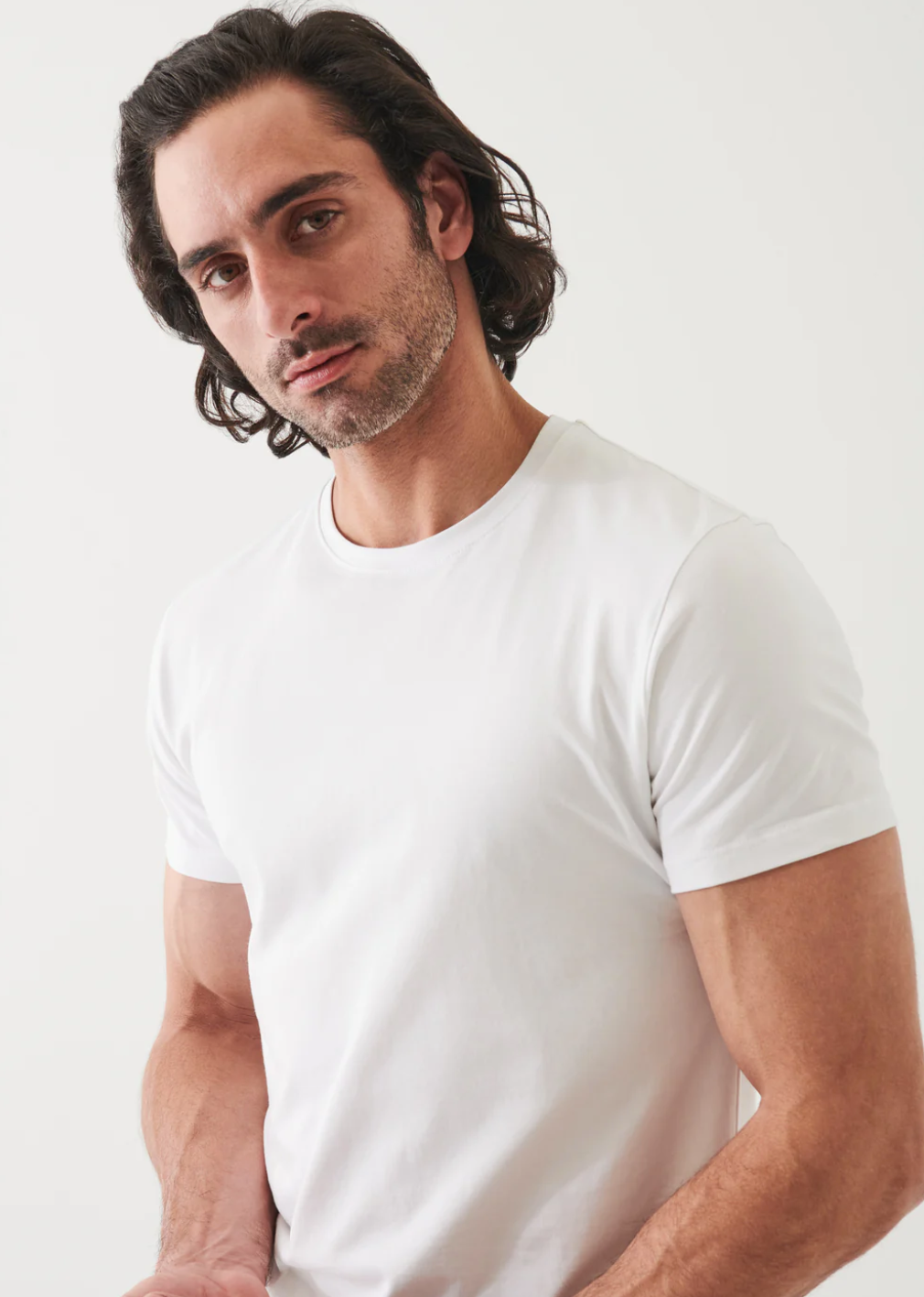 SHORT SLEEVE ICONIC CREW TEE