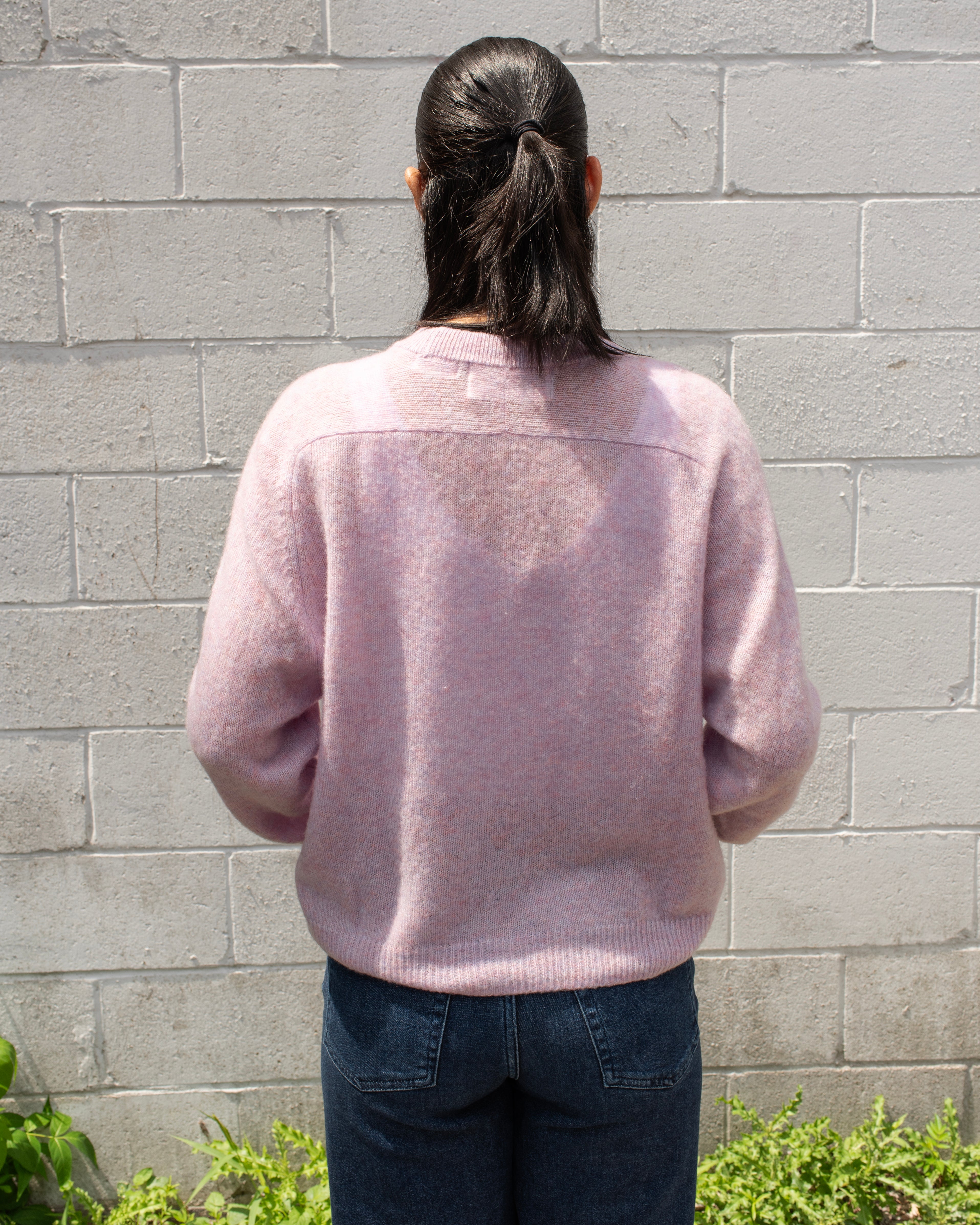 AMARA LOBO CREW NECK SWEATER