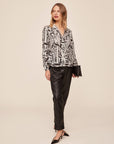 METROPOLITAN PRINT SHIRRED SHOULDER SHIRT