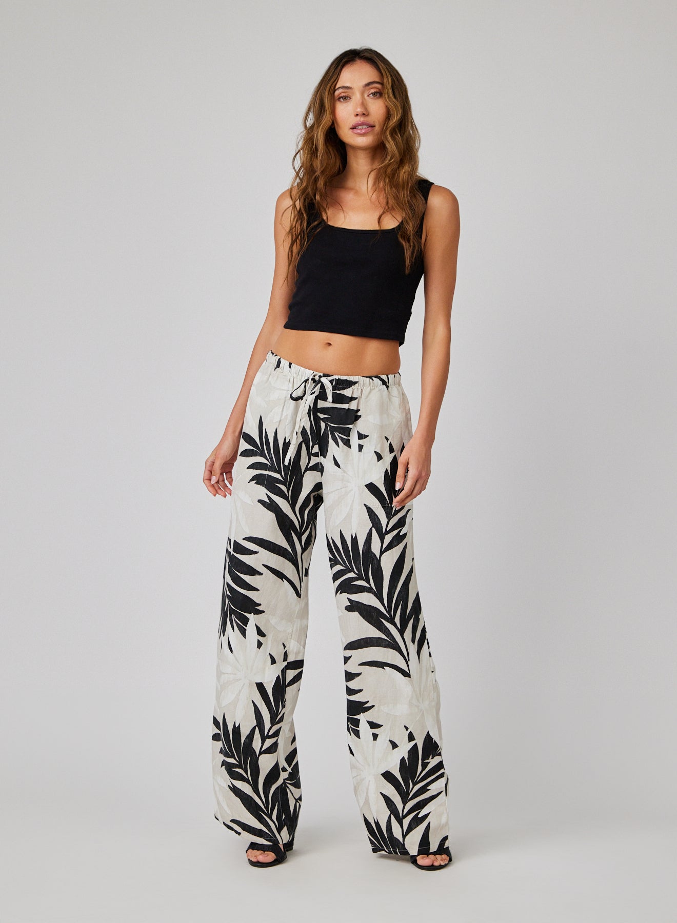 MAUI PALM PRINT WIDE LEG DRAWSTRING PANT