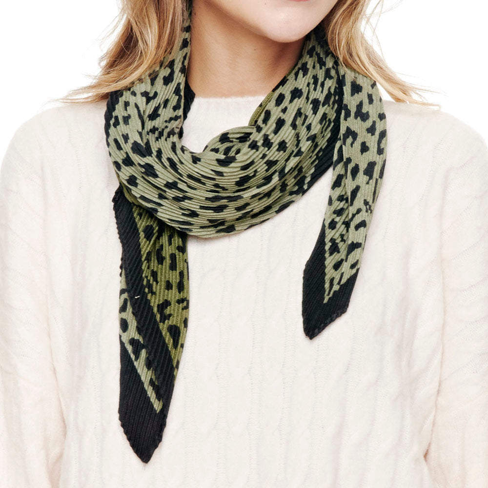 ACCORDIAN PLEAT LEOPARD SQUARE SCARF