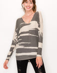 STREAKED DOLMAN V-NECK TOP