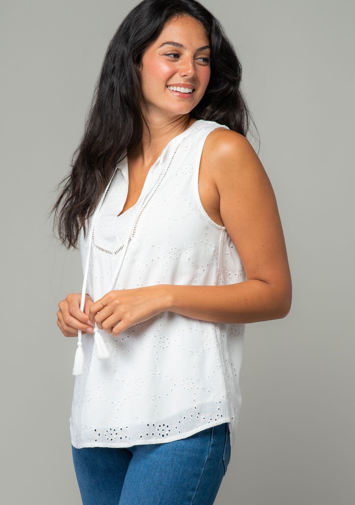 EYELET TANK WITH TIE NECK