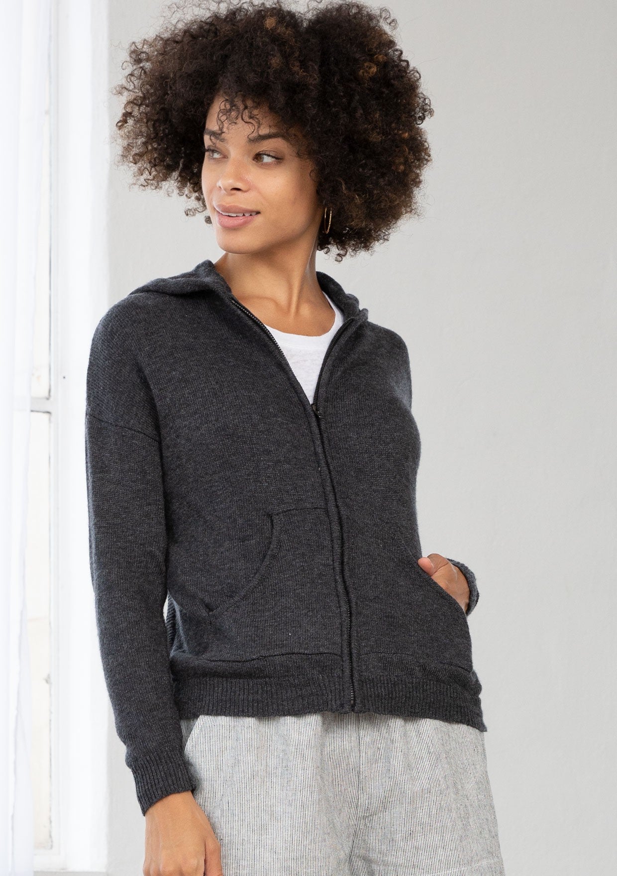 OPEN KNIT BACK HOODIE