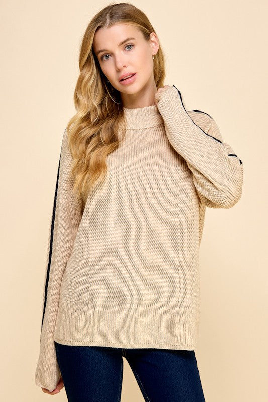 SINGLE STRIPE SLEEVE SWEATER