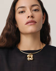 WOVEN SQUARE COLLAR