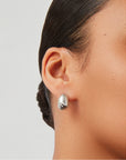 SMALL NELLE HOOPS