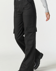 model wearing mavi jeans alva black luxe twill pant