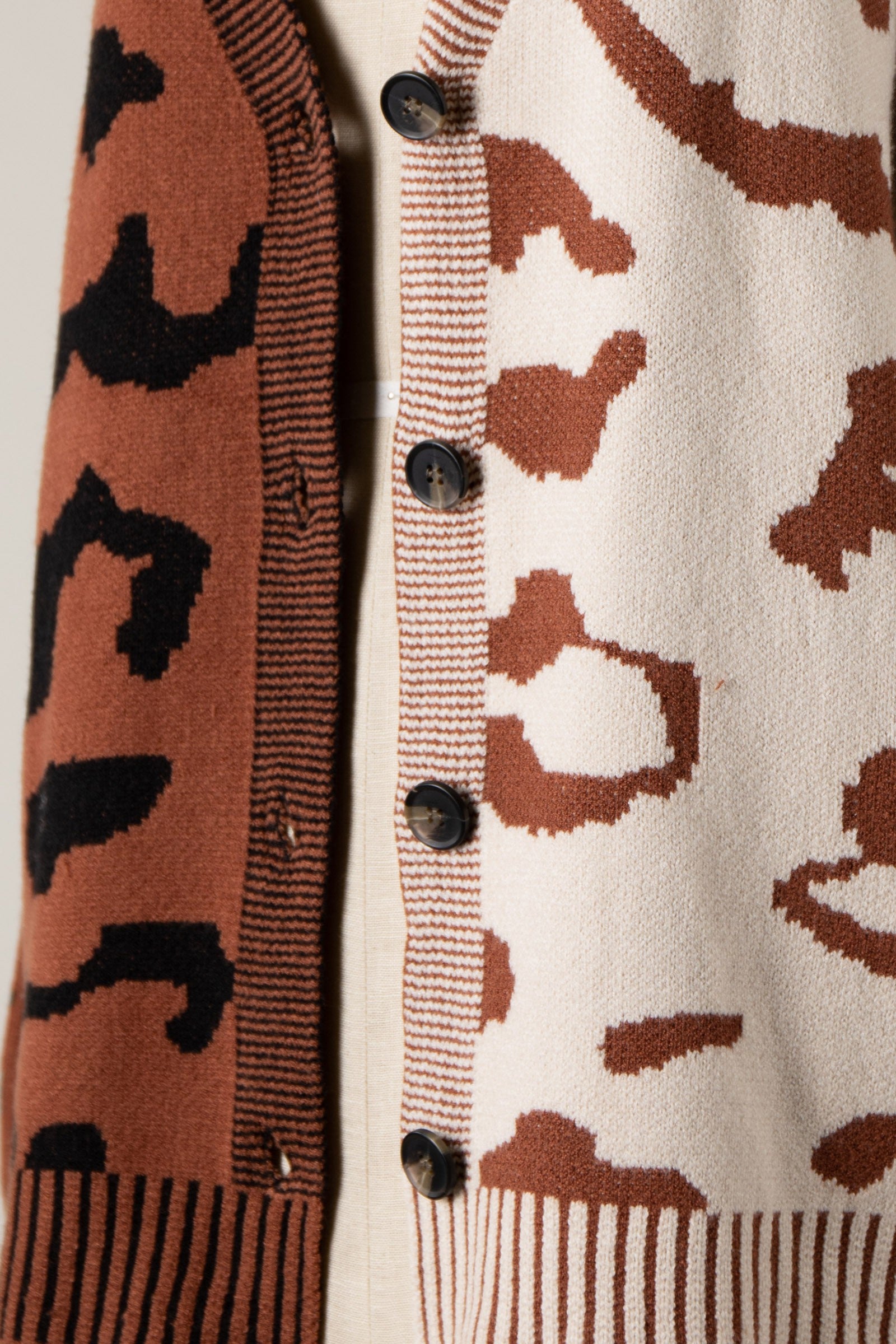 COLOUR BLOCK LEOPARD CARDI