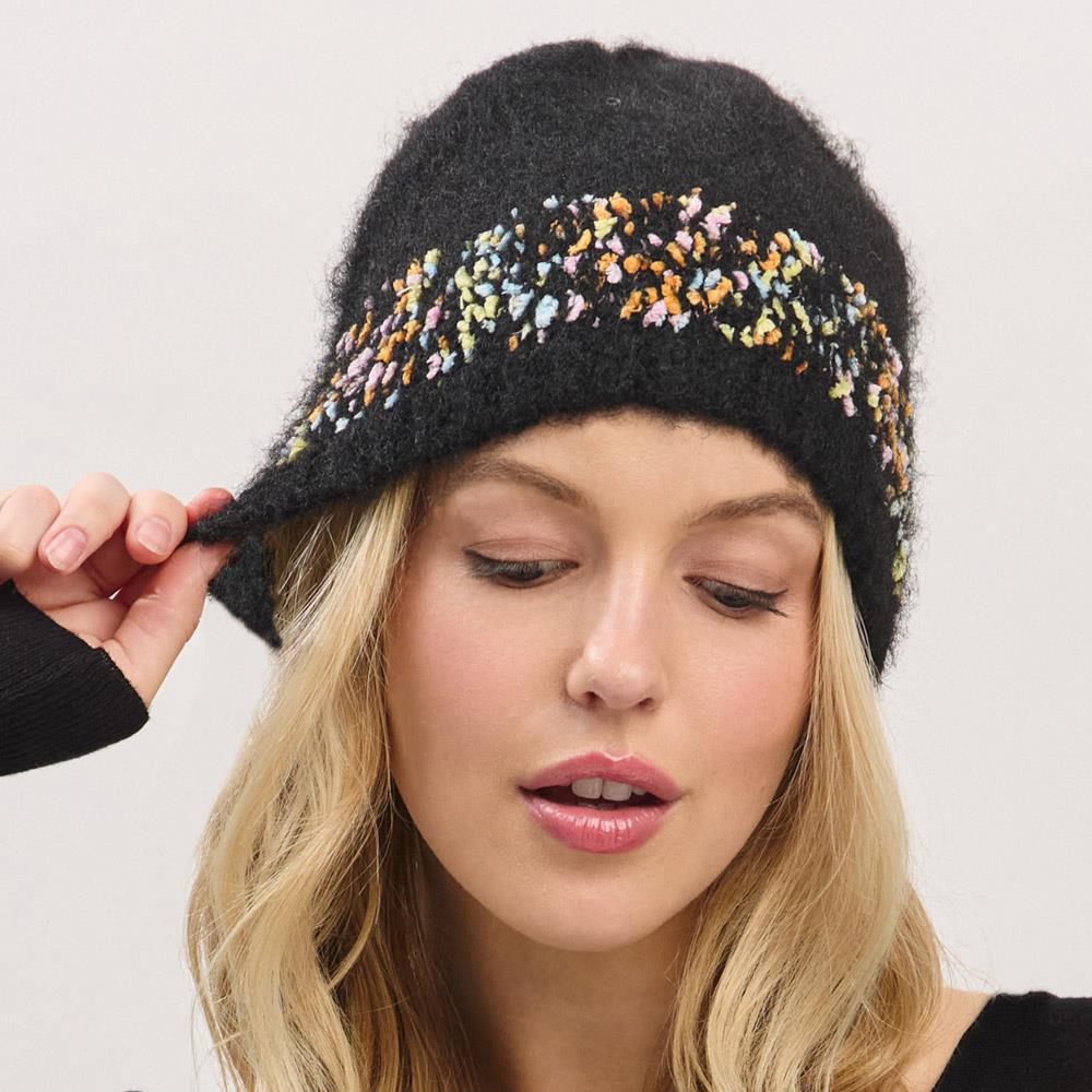 FLECKED BORDER BEANIE
