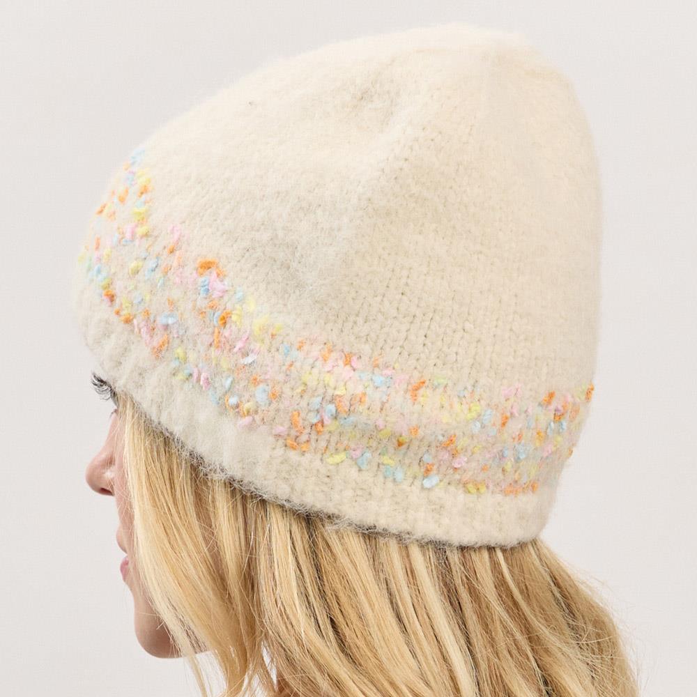 FLECKED BORDER BEANIE