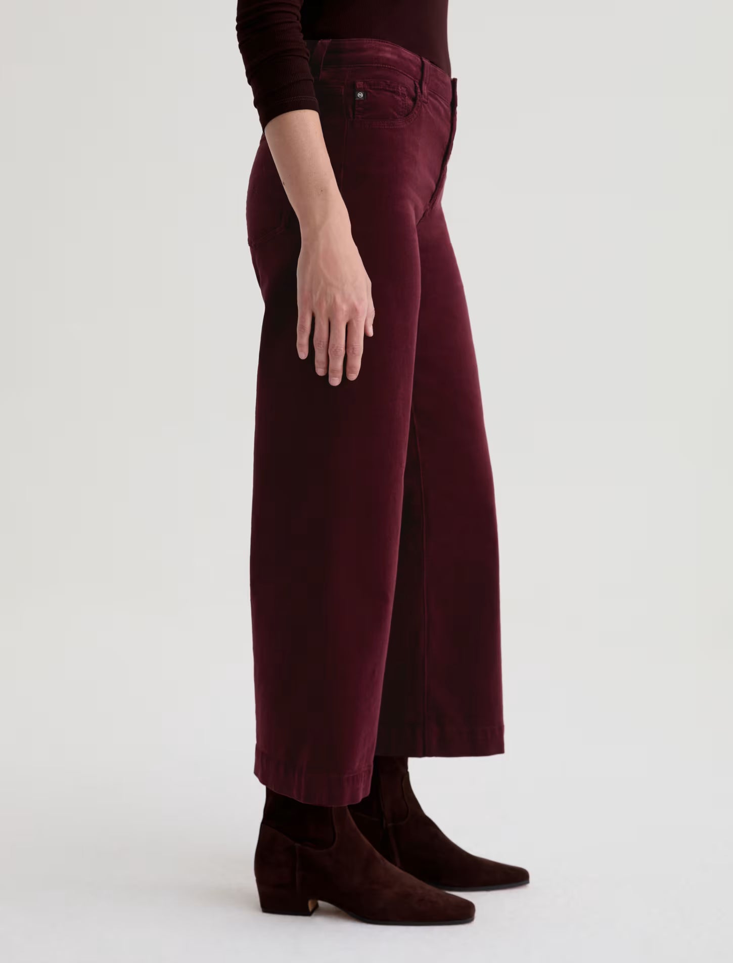 SAIGE WIDE LEG CROP CORDUROY IN WINERY