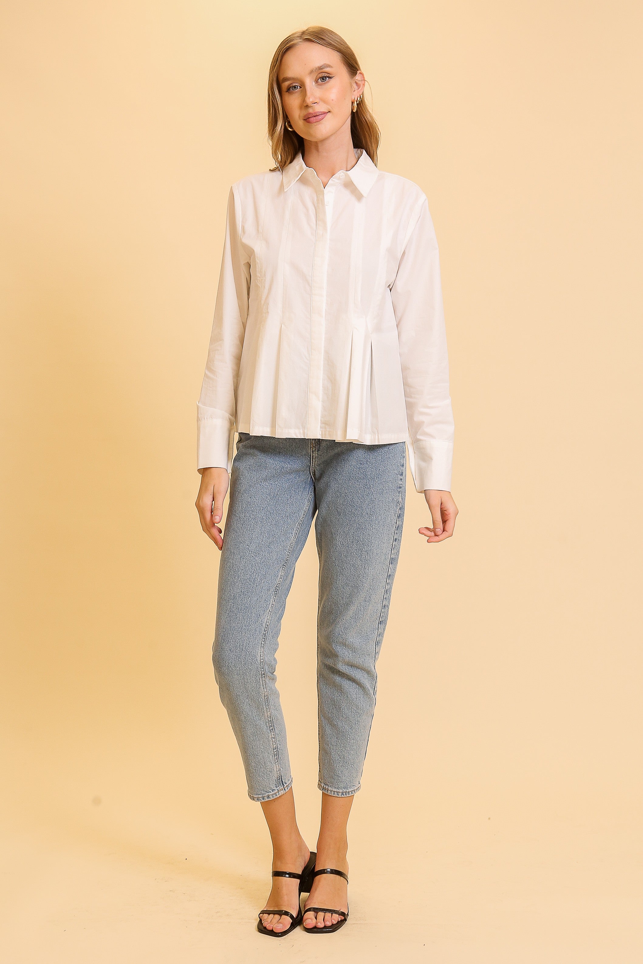 BOX PLEAT BLOUSE