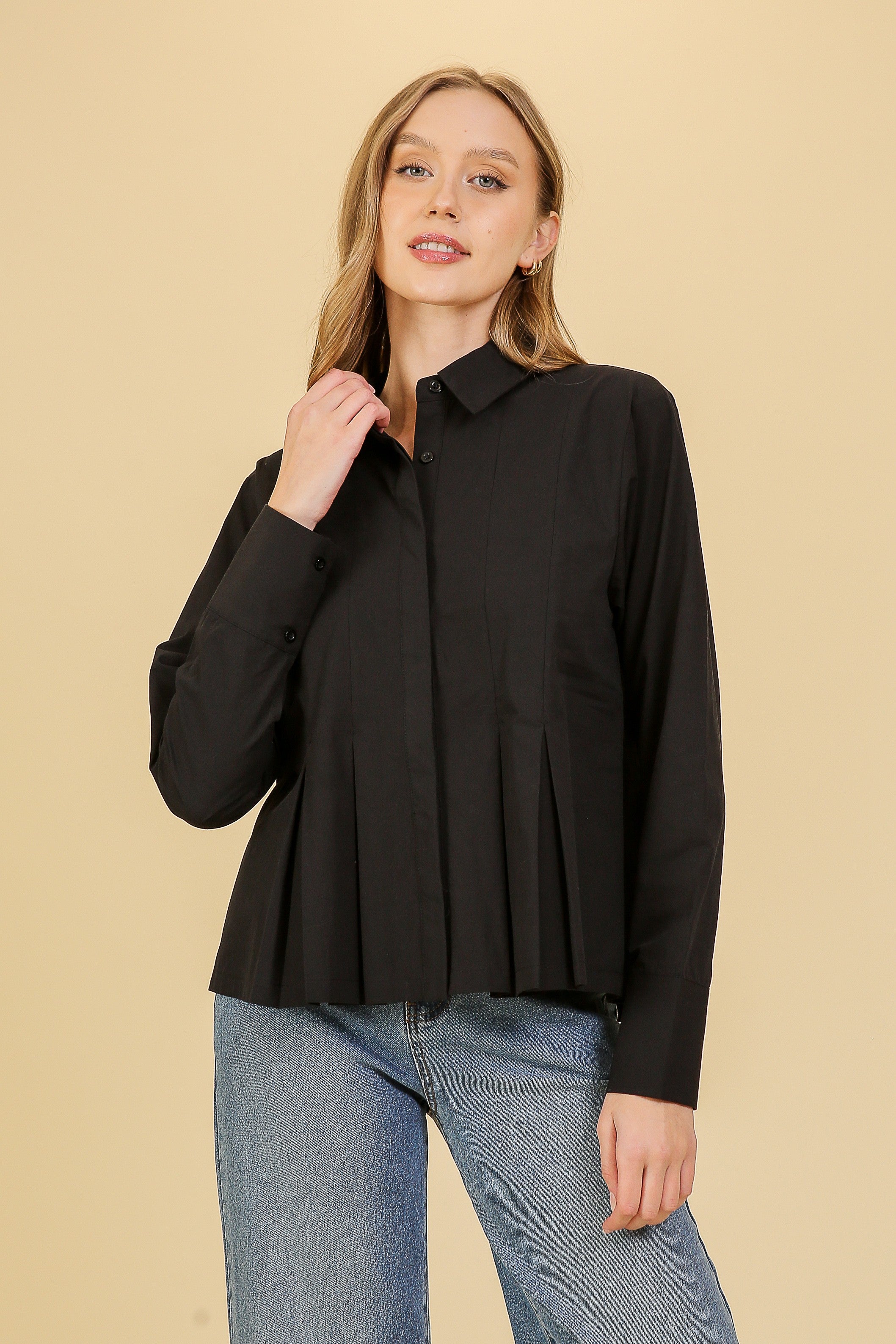 BOX PLEAT BLOUSE