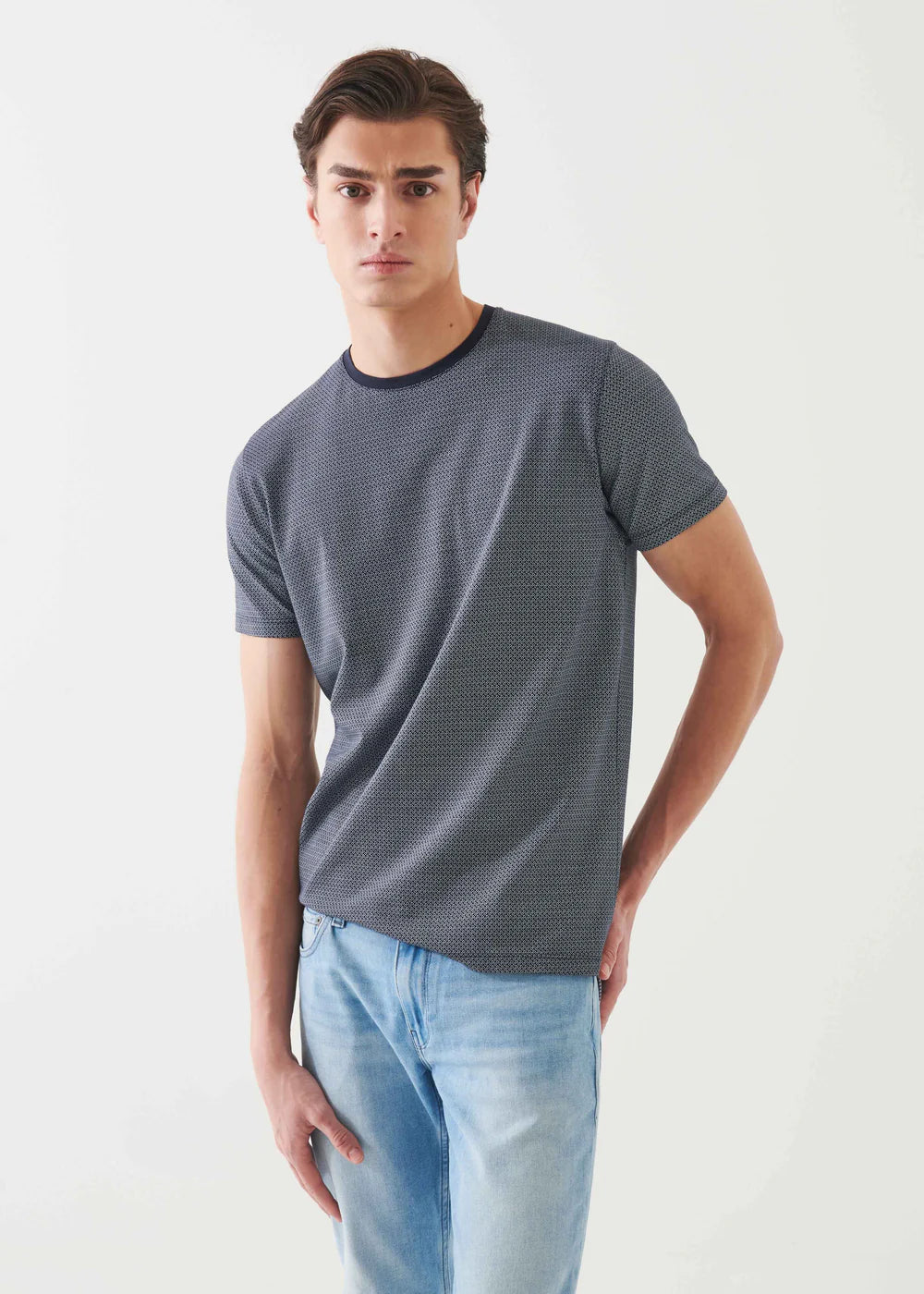 GEO RECTANGLE ALL OVER PRINT CREW TEE