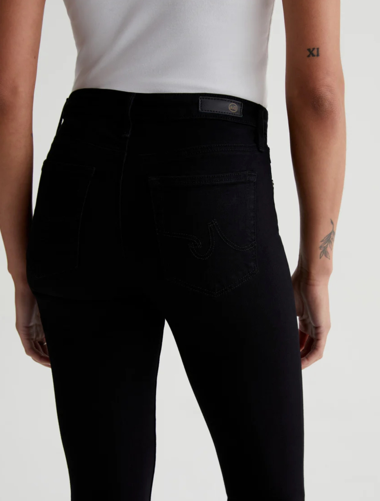 PRIMA MID RISE SLIM IN SUPER BLACK