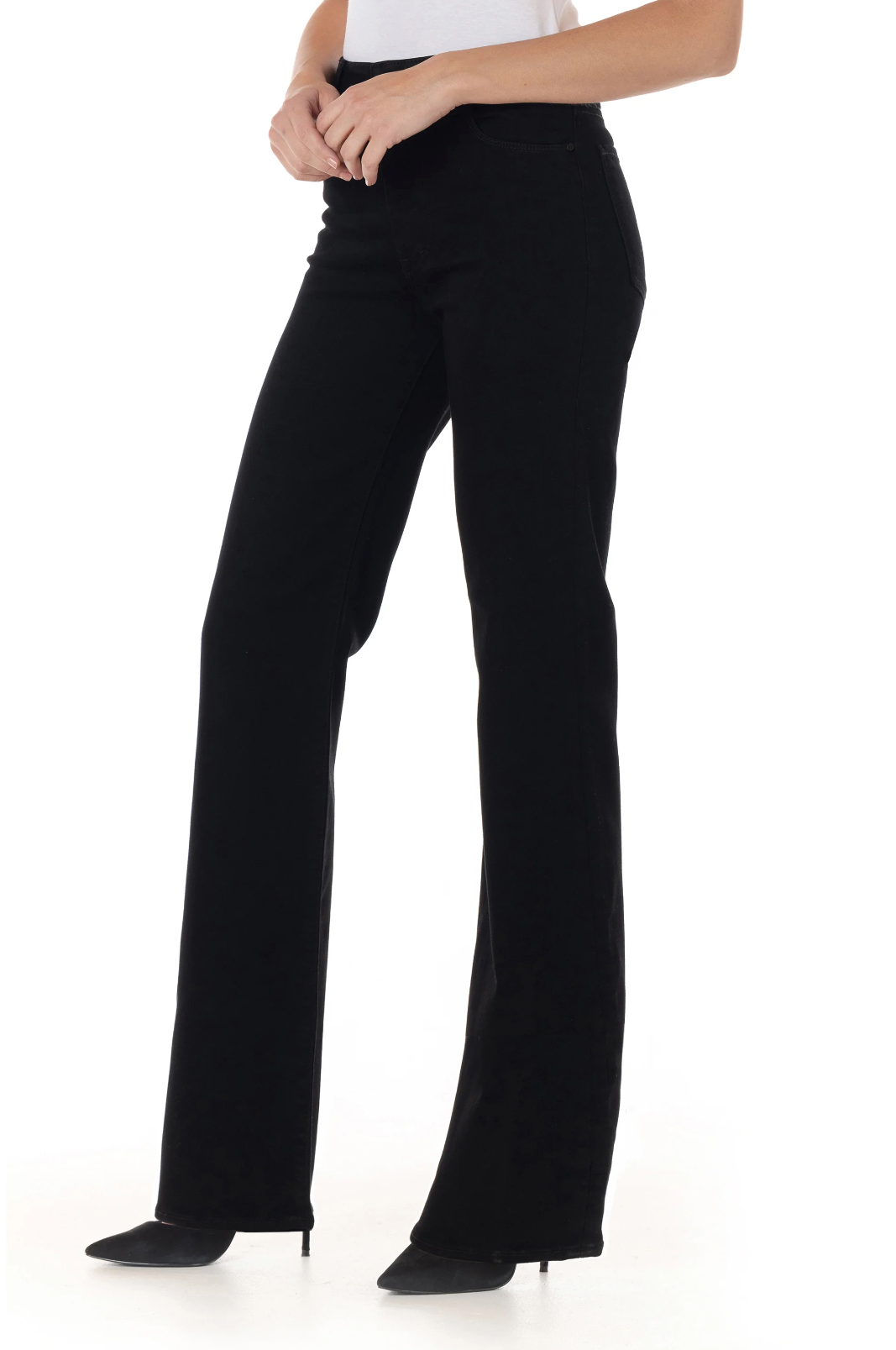 model wearing fidelity denim katie trouser fit in jett black, shown from the side