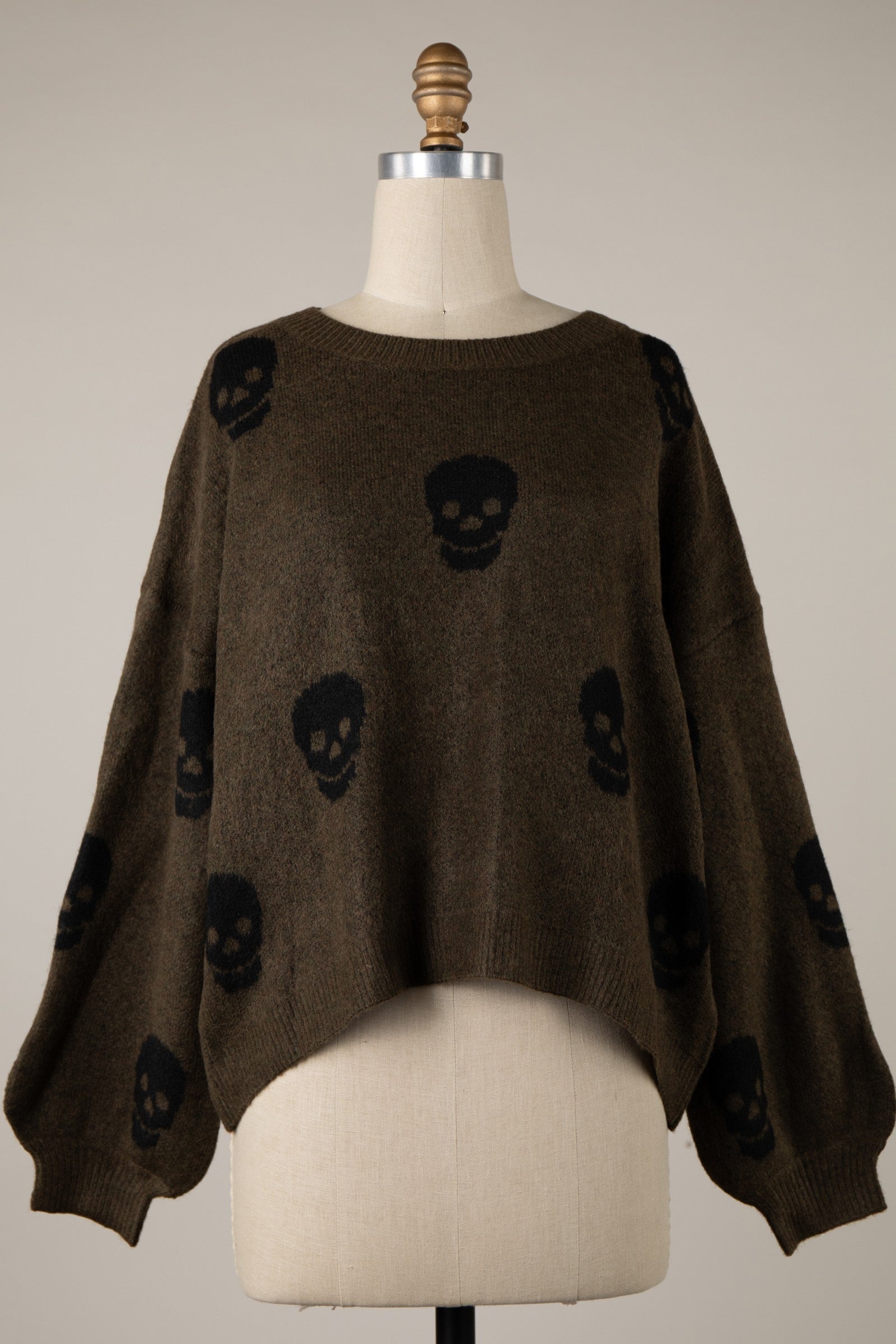 SKULL PRINT PULLOVER SWEATER