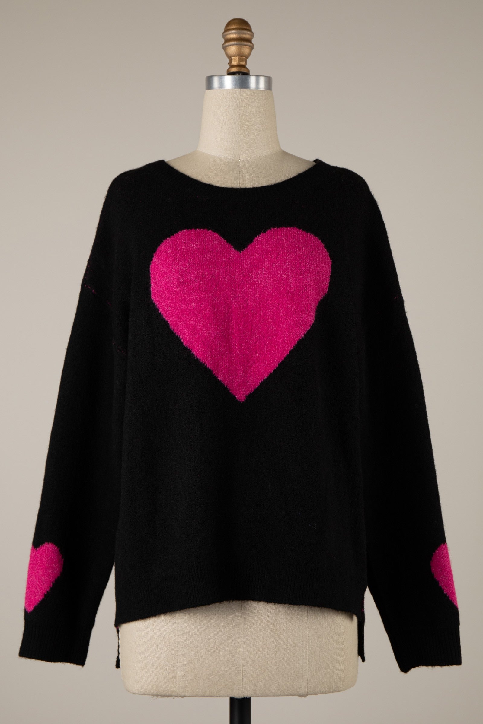 BIG HEART PULLOVER SWEATER