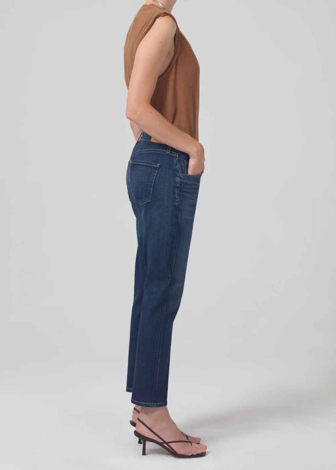 model wearing citizens of humanity emerson slim fit boyfriend jean in blue rose, right
