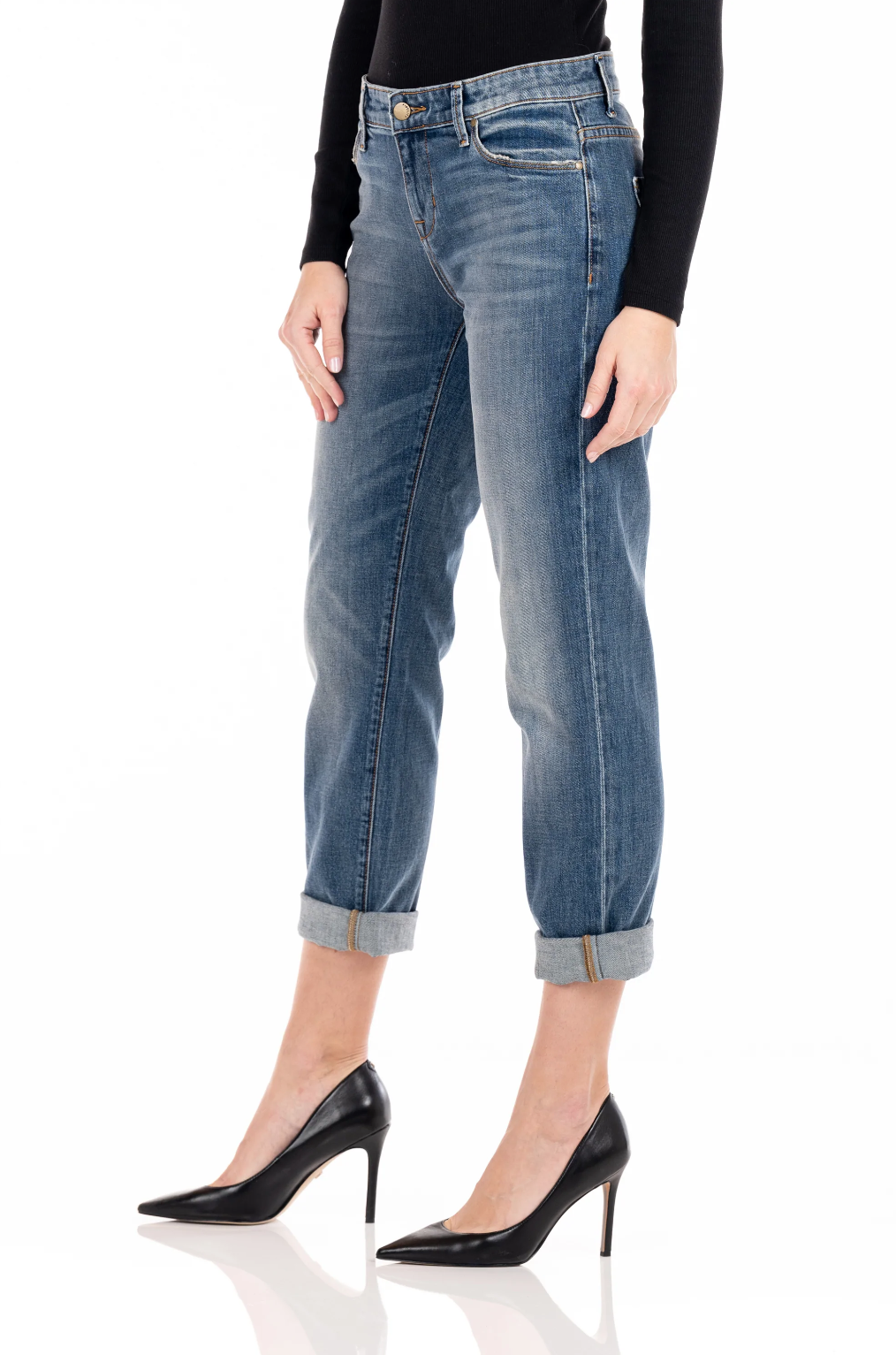 model wearing fidelity denim axl girlfriend fit in lagoon blue, side
