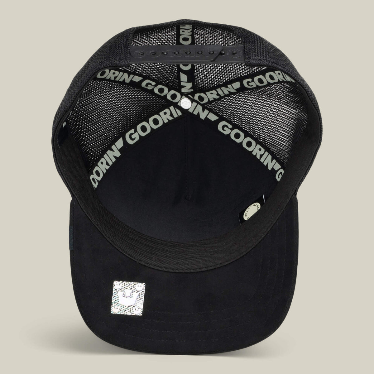 BLACK OUT CHICK BALL CAP
