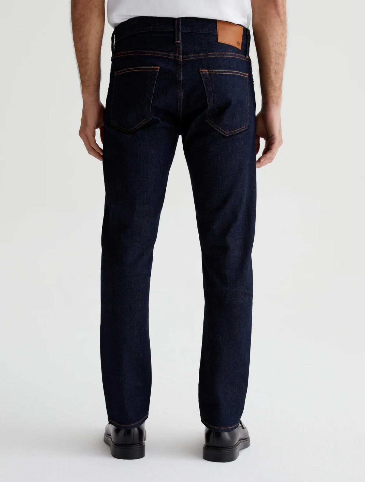 TELLIS MODERN SLIM FIT IN CRUCIAL