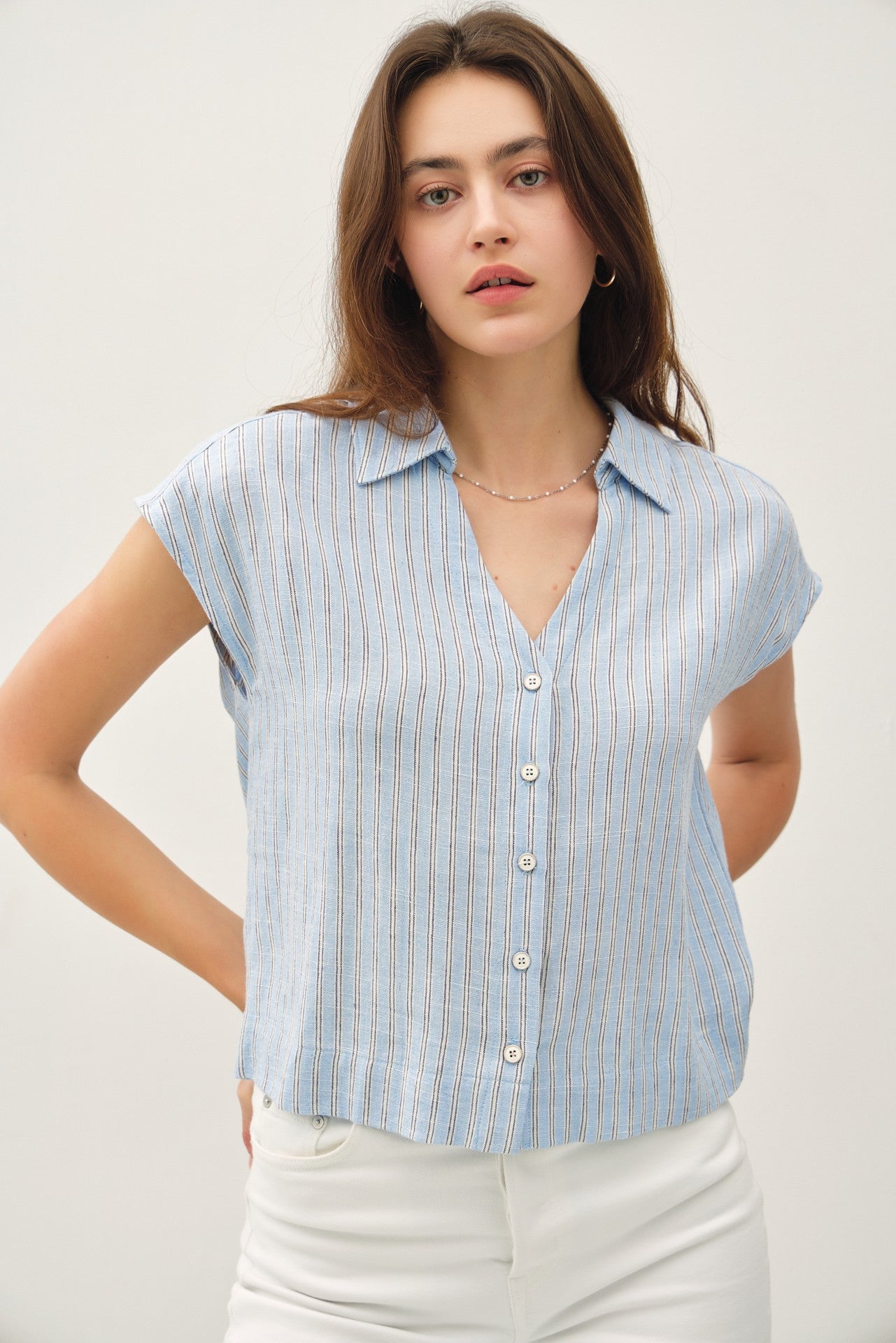 STRIPED LINEN BLEND V-NECK BLOUSE