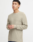 LIGHTWEIGHT PULLOVER