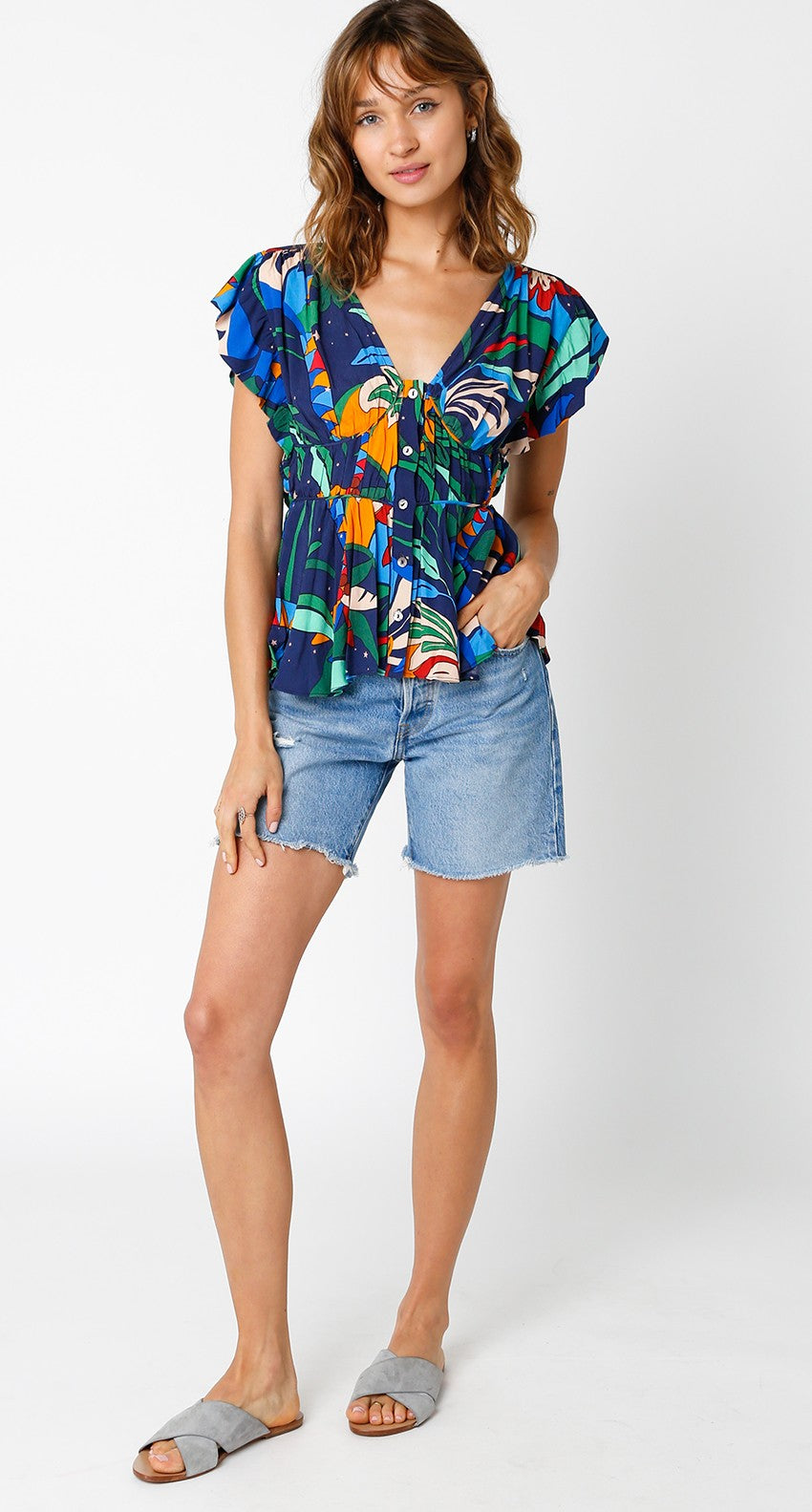 TROPICAL NIGHTS PLEATED RUFFLE BLOUSE