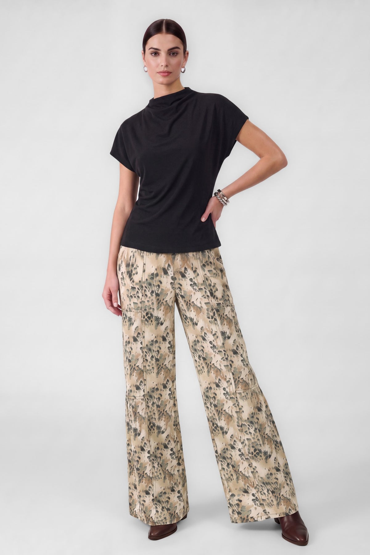 HIGH NECK SHORT SLEEVE DOLMAN TOP