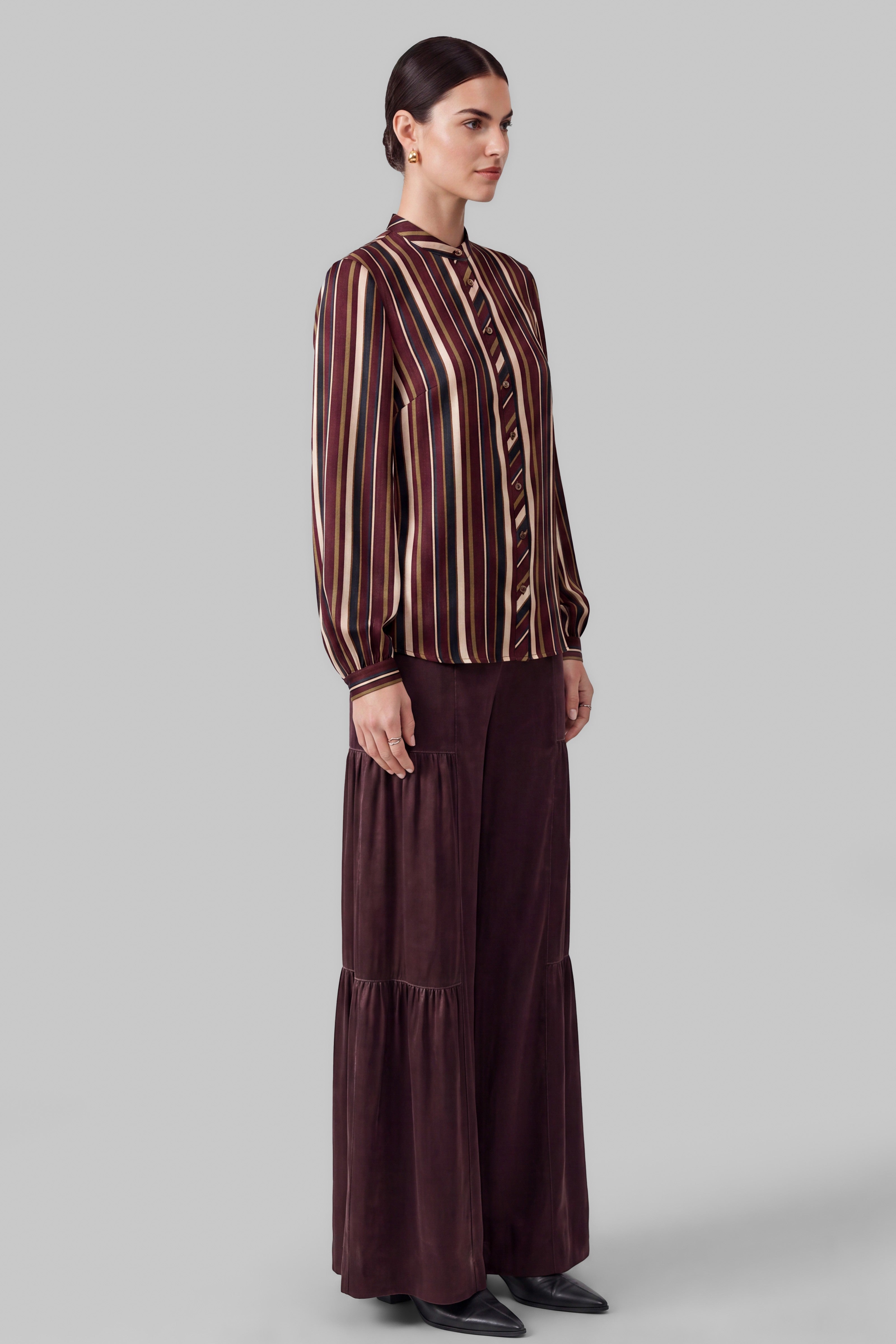 STRIPED COLLARLESS BLOUSE