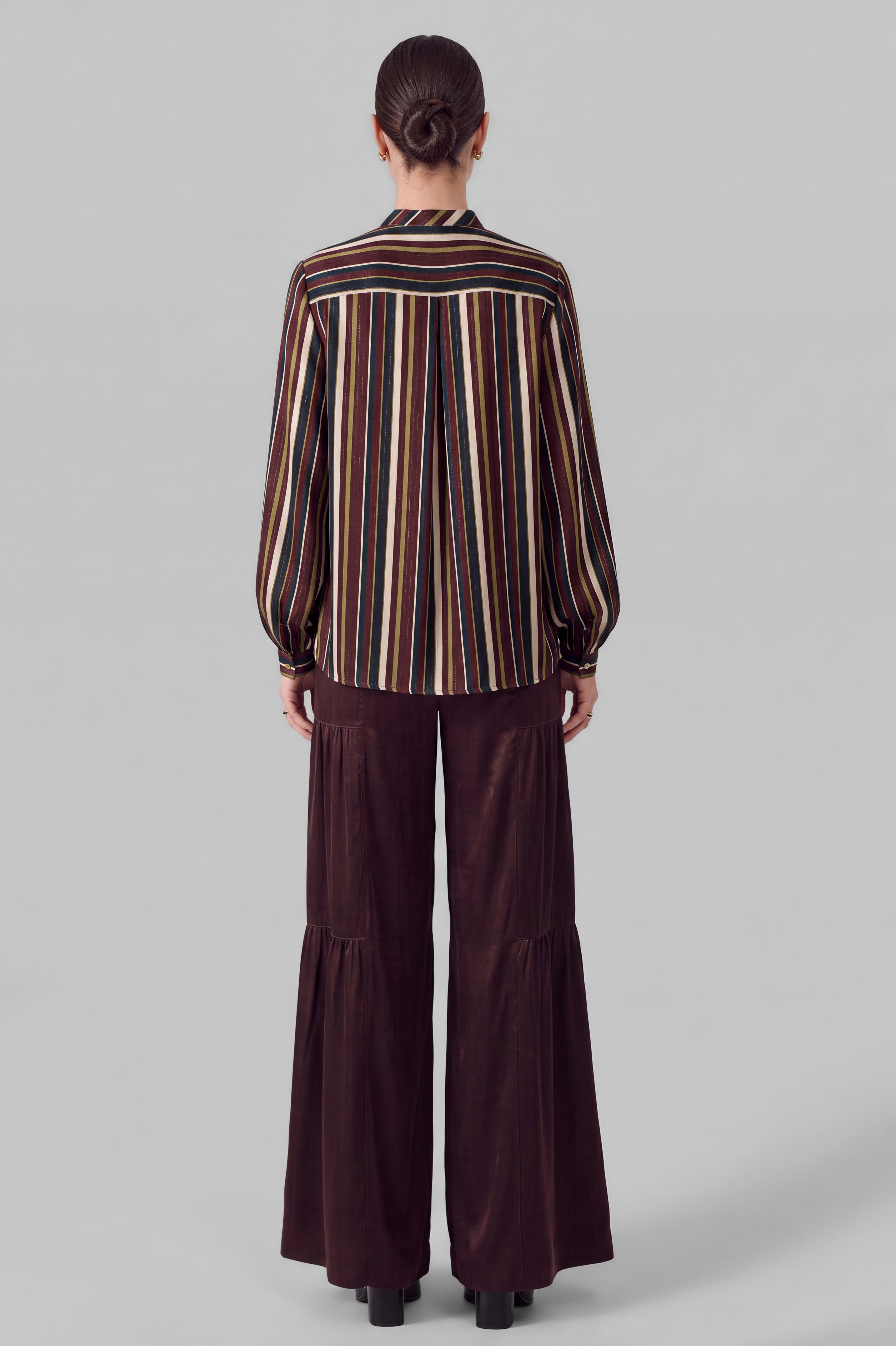 STRIPED COLLARLESS BLOUSE