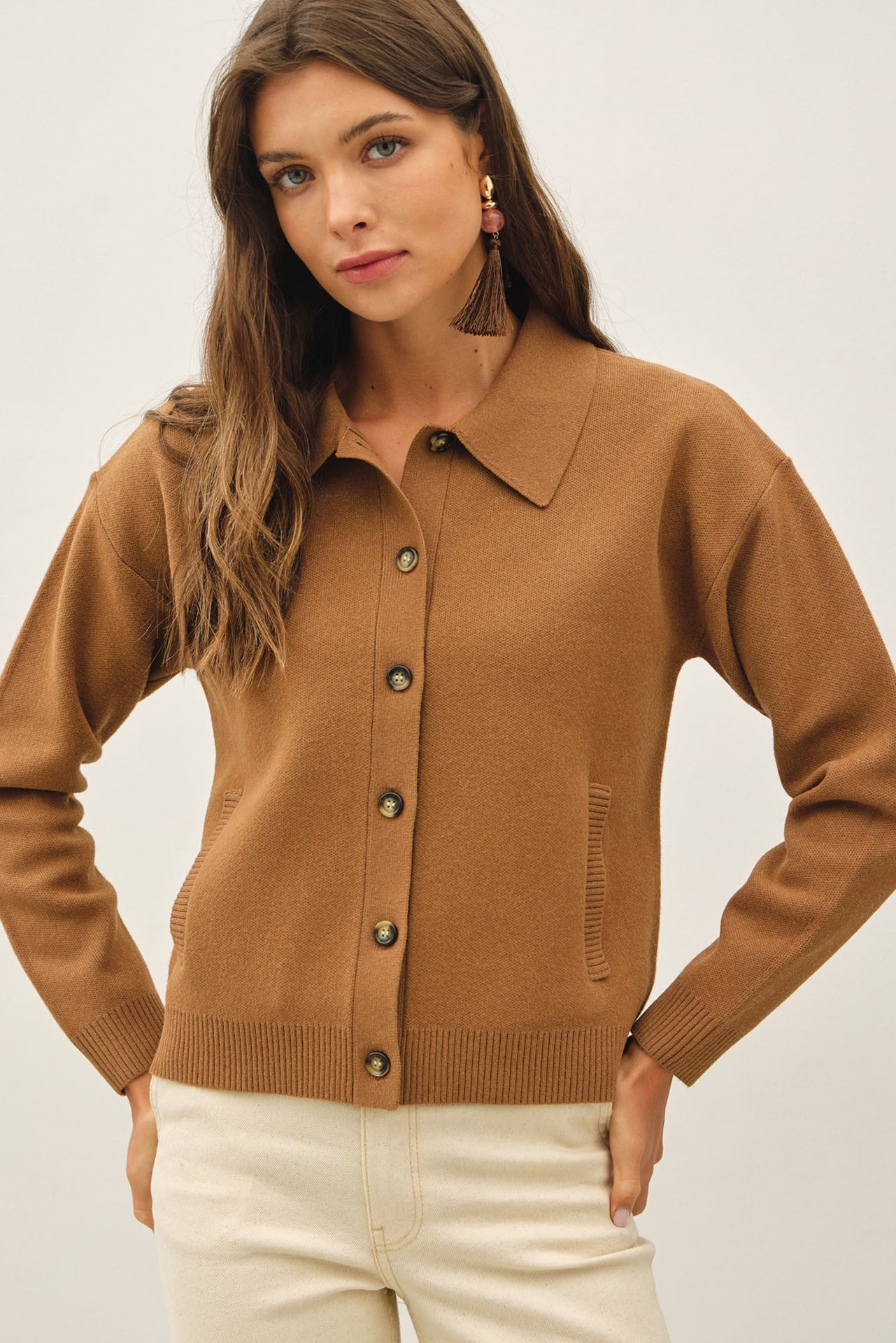 COLLARED CARDIGAN