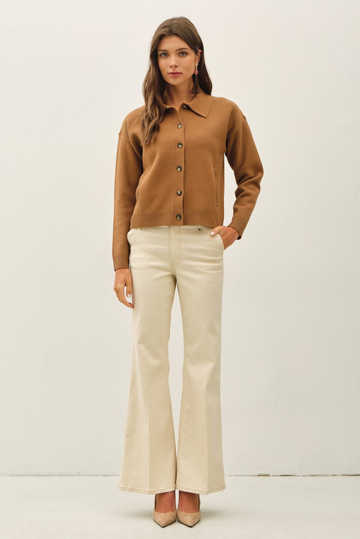 COLLARED CARDIGAN
