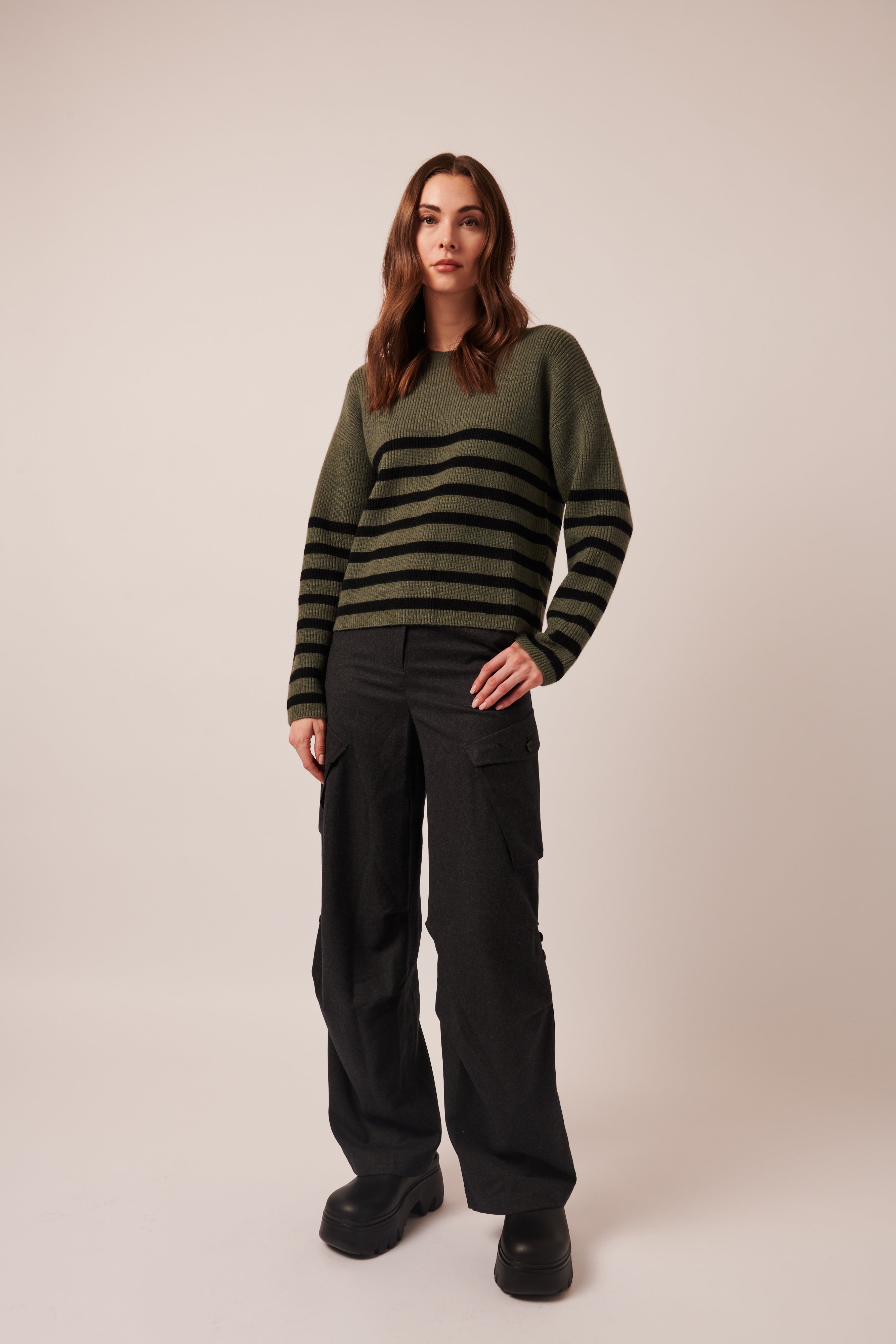 FLORALIE STRIPED CREW NECK SWEATER