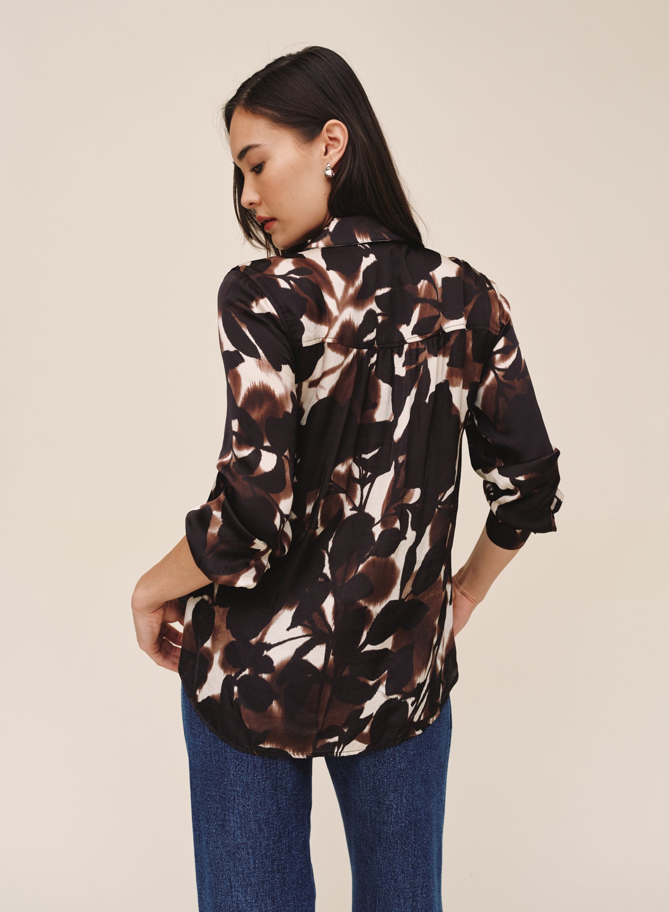 *COMING SOON* SHADOW FLORAL ROUND HEM BUTTON DOWN SHIRT