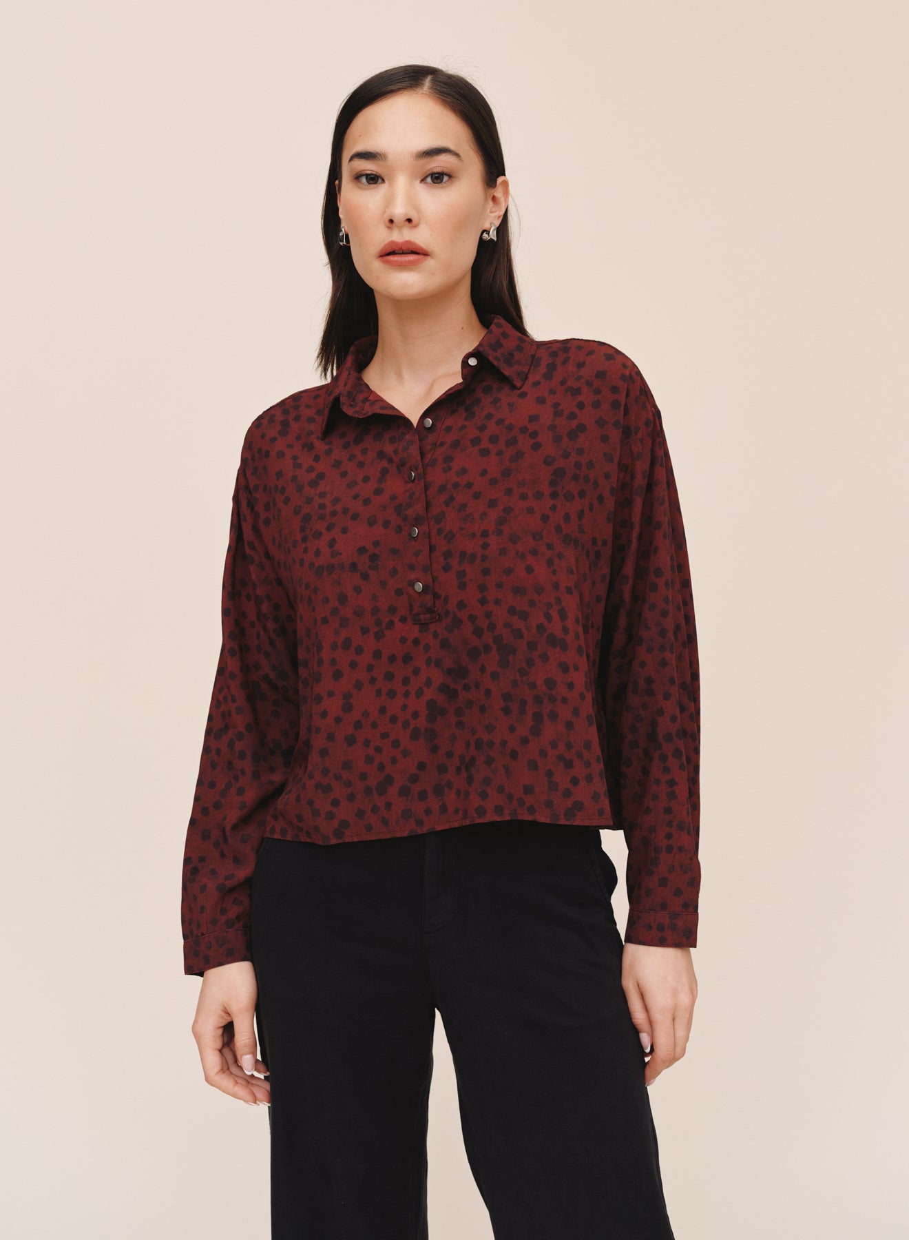 *COMING SOON* DOTTED FLOWY PULLOVER PLACKET SHIRT