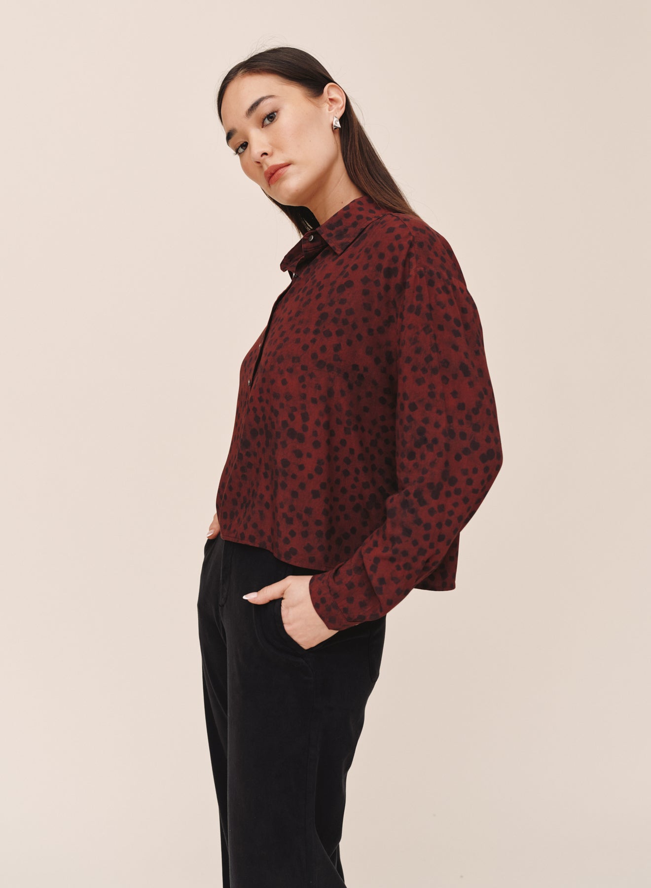 *COMING SOON* DOTTED FLOWY PULLOVER PLACKET SHIRT
